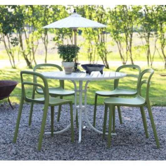 Matgrupp Holmsund: Runt vitt bord inklusive 4 st Nordanå stolar stapelbara